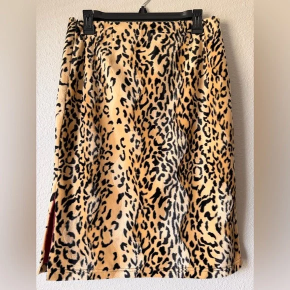 Leopard print coat skirt set, belted coat pocket side,slit skirt, plush print. - Picture 9 of 10
